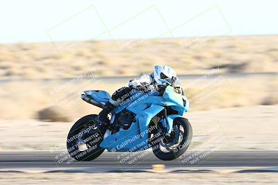 media/Dec-07-2025-CVMA (Sun) [[3e7d2de5dc]]/Race 17-Amateur Formula Middleweight/